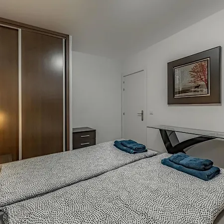 Rising Sun In Complex Terrazas *