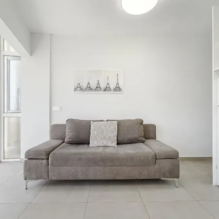 Rising Sun In Complex Terrazas Appartement *